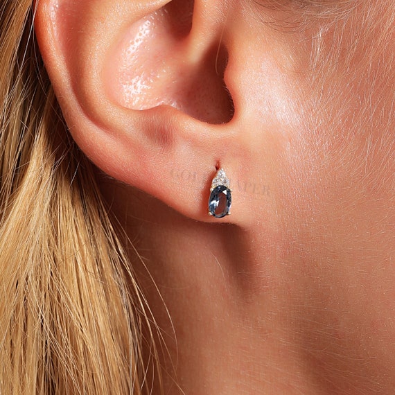 14K Gold Sapphire Earrings, Sapphire Stud Earrings, Sapphire Gold Earrings, September Birthstone Earrings, 14K Gold Stud Earrings.