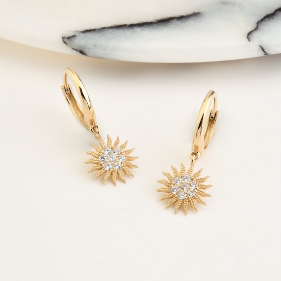 Sun Hoop Earrings, 14K Gold Sun Earrings, Sun Gold Hoop Earrings, Calestial Earrings, Gold Sun Earrings, 14K Gold Earrings.