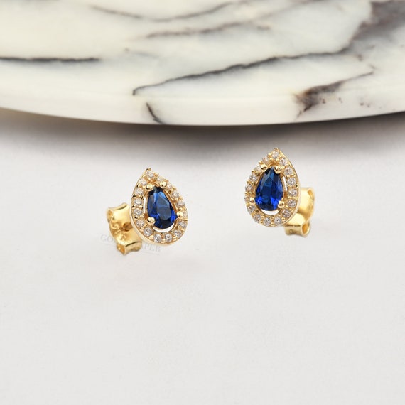 14K Gold Sapphire Earrings, Sapphire Stud Earrings, Sapphire Gold Earrings, September Birthstone Earrings, 14K Gold Stud Earrings.