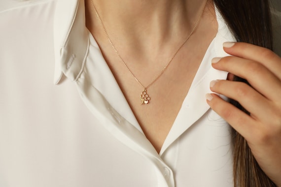 14K Gold Bee On Honeycomb Necklace, Gold Bee Necklace, Honeycomb Necklace, Bee Charm Necklace, Animal Necklace, 14K Gold Necklace.