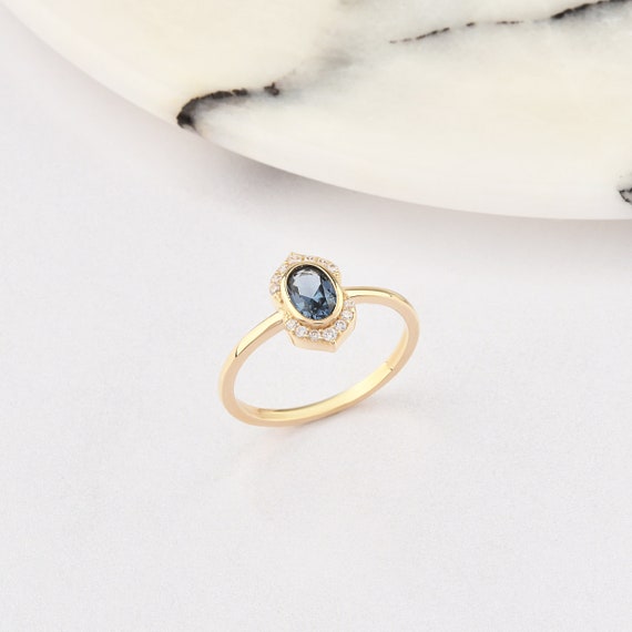 14K Gold Sapphire Stone Ring, Sapphire Gold Ring, Sapphire Oval Shape Ring, Gold Sapphire Ring, Gemstone Ring, September Birthstone Ring.
