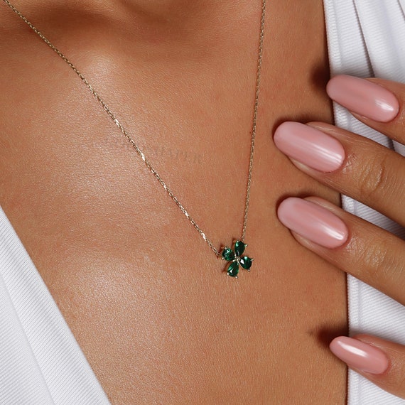 Clover Emerald Necklace, 14K Gold Clover Necklace, Clover Necklace, Emerald Necklace, 4 Leaf Clover Necklace, Clover Shape Emerald Necklace.