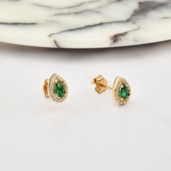 14K Gold Emerald Earrings, Emerald Stud Earrings, Emerald Gold Earrings, May Birthstone Earrings, 14K Gold Stud Earrings. 14K Gold Earrings.