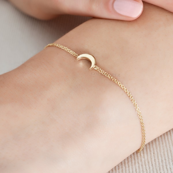 14K Gold Moon Bracelet, Gold Moon Bracelet, Moon Charm Bracelet, Calestial Bracelet, Gold Tiny Moon Charm Bracelet, 14K Gold Bracelet.