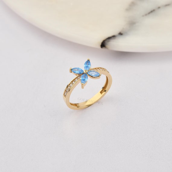 Clover Aquamarine Ring, 14K Gold Clover Ring, Aquamarine Ring, Clover Gold Ring, Clover Ring, Clover Shape Aquamarine Gold Ring, 14K Gold.