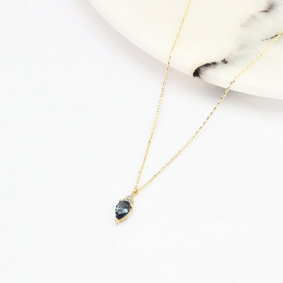 14K Gold Sapphire Necklace, Gold Sapphire Necklace, Sapphire Stone Necklace, September Birthstone, Gemstone Necklace, Gold Birthstone.