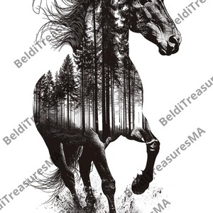 K&ouml;nnte beinhalten: Schwarz-Wei&szlig;-Illustration eines galoppierenden Pferdes. Die Silhouette des Pferdes ist mit einem detaillierten Bild eines Waldes gef&uuml;llt. Das Bild f&auml;ngt die Bewegung des Pferdes ein, mit ausgestreckten Beinen und wehender M&auml;hne.