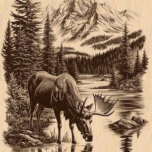 Puede incluir: Ilustración en blanco y negro de un alce bebiendo de un lago, con montañas y árboles de hoja perenne al fondo. La obra de arte está sobre una superficie clara de vetas de madera, creando una estética rústica y natural.