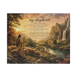 Puede incluir: Un rompecabezas rectangular con una ilustración de un pastor con un rebaño de ovejas en un valle con una cascada, montañas y un cielo al atardecer. El texto dice: The Lord is my shepherd; I shall not want.