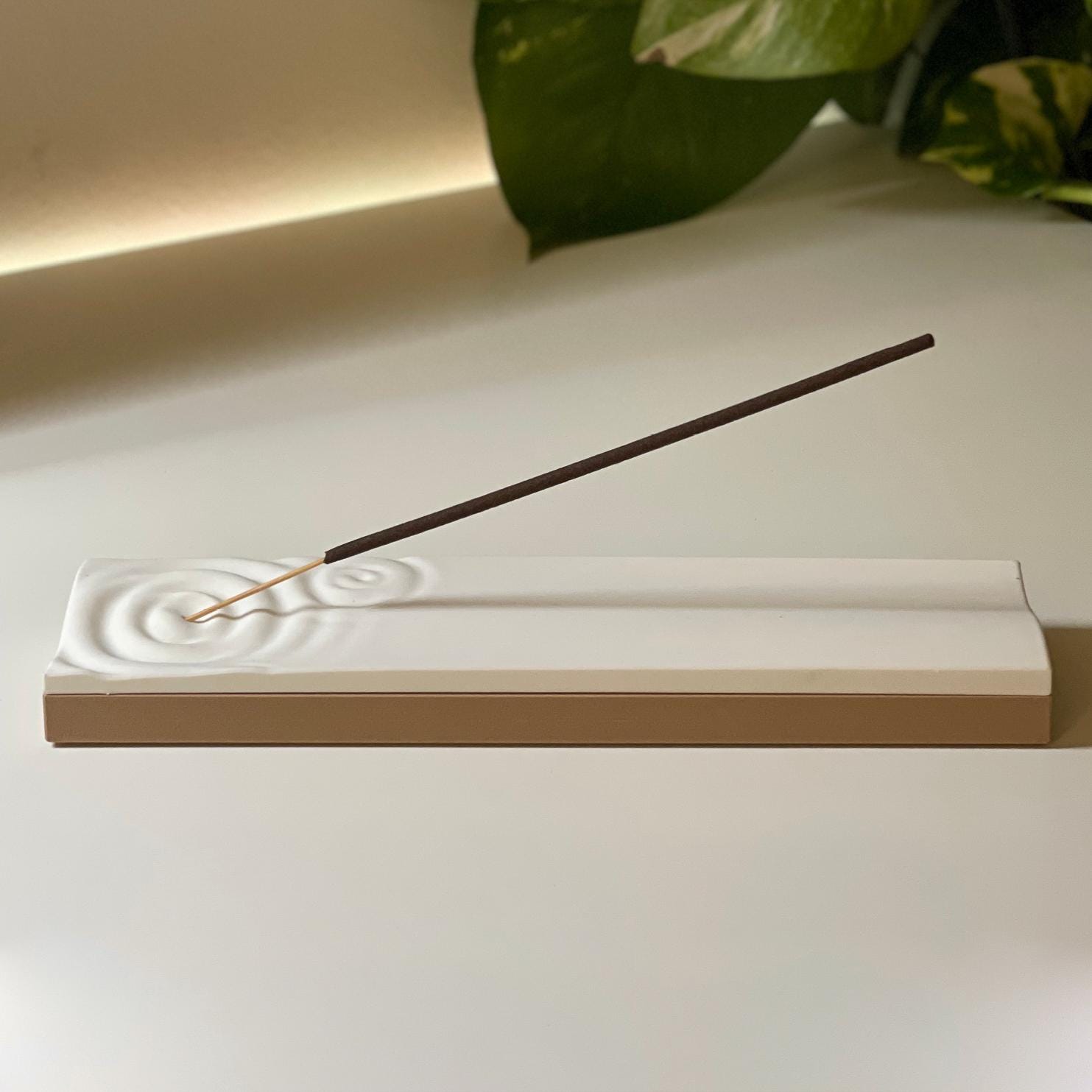 Räucherstäbchenhalter Aus Marmor – Modern, Minimalistisch, Mit Aschefänger, Grau-weiß