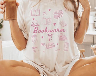 Comfort Colors® Bookworm Shirt Book Lover T-shirt Bookish Outfit Book Club Clothing Bookworm Tee Reading Teacher Tshirt Librarian Gift