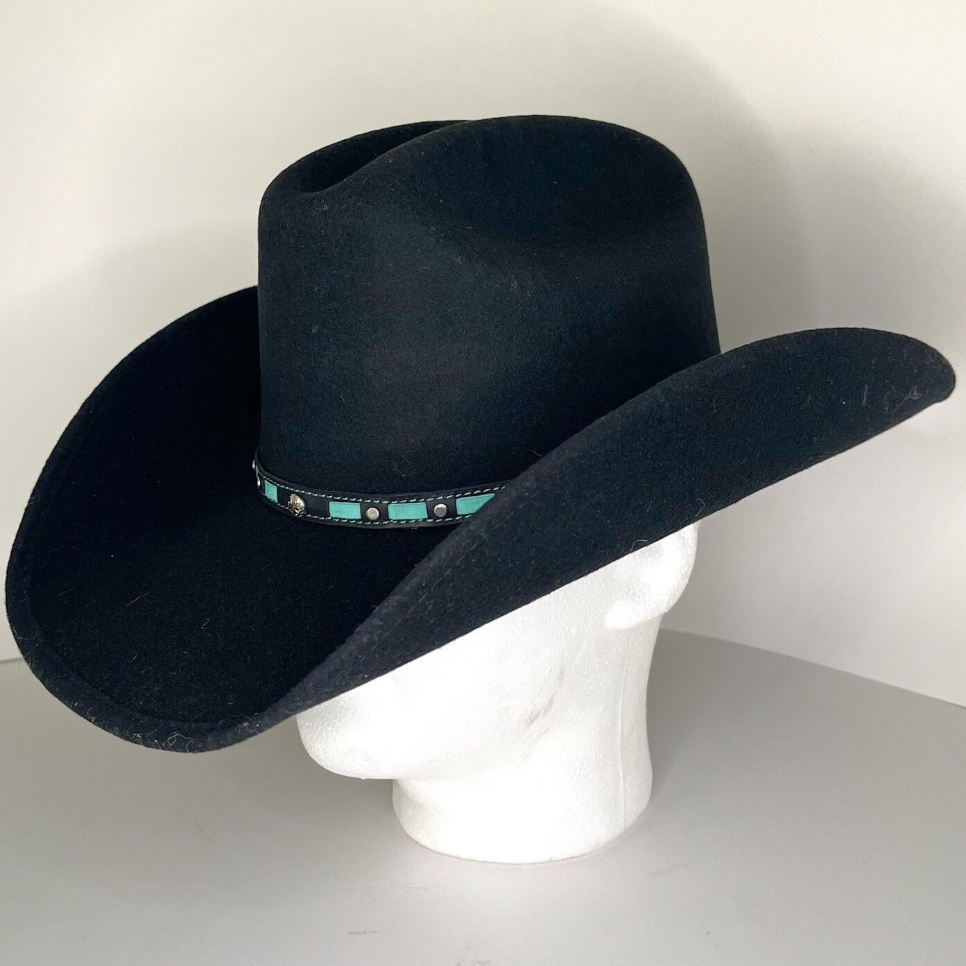 Buck & Brana Black Felt Wide-Brim Western Hat with Turquoise Accents Black & Turquoise Leather Band Cowboy Hat – Animo Hat & Apparel main image 2