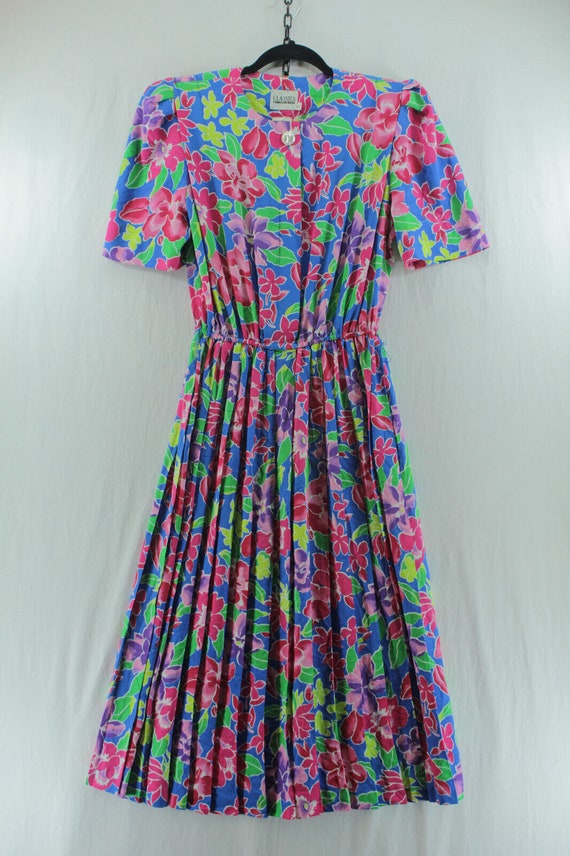 Vintage Leslie Fay Classics Colourful Summer Dress