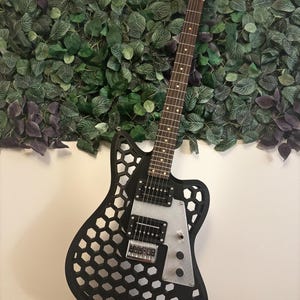 Jaguar Electric Guitar - Lynx - humbucker, fixed bridge, full size, 6 string, through body