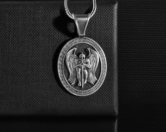 Armed St Michael the Archangel Men Neckalce in Sterling Silver, Winged Angel Christian Pendant, Meaningful Catholic Jewelry, Meaningful Gift