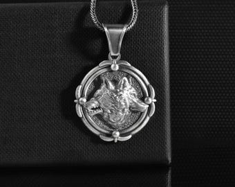 Collana in argento personalizzata con spirito del lupo, ciondolo a due facce con lupo, gioielli scandinavi Fenrir per lui, ciondolo vichingo a due teste