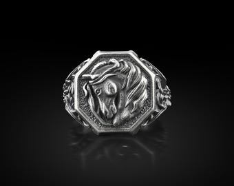 Anillo de sello con grabado de caballo en plata de ley. Anillo natural único para novio, anillo de buena suerte para mejor amigo o regalo de cumpleaños para papá.