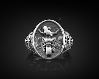 Motorcycle Art Signet Men 925K Silver Ring for Biker, Engraved Harley Davidson Oxidized Silver Ring, Motorcycle Gifts Jewelry for Boyfriend