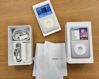 Apple iPod Classic 7. generacji 160 GB – srebrny (w pudełku) – w pełni sprawny