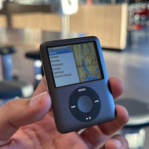 Apple iPod Nano 3rd Generation 8GB Schwarz (Perfekt funktionierend)