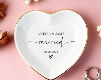 Custom Married Jewelry Dish, Wedding Ring Dish, Wedding Keepsake Gifts for Bride, Wedding Gifts, Gifts for Newlywed