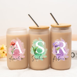 Vaso de flores de nacimiento personalizado con nombre, vaso floral con tapa y pajita, taza de café helado, vaso de lata de cerveza, regalo para amantes del café, regalo para mamá