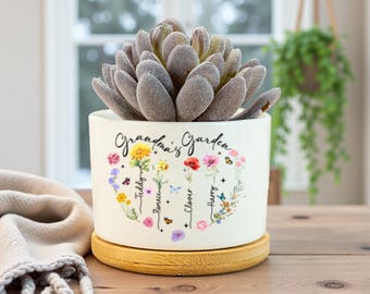 Custom Grandma's Garden Plant Pot,Moms Plant Pot with Birthflower,Family Name Gift,Birthday Gift,Gift for Mom/Grandma/Nanny,Mothers Day Gift