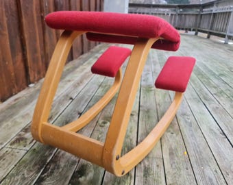 STOKKE BALANS VARIABLE Ergonomic Kneeling Chair by Peter Opsvik