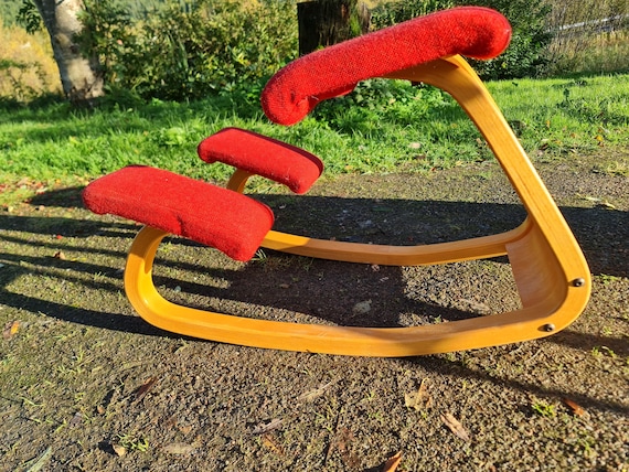 STOKKE BALANS VARIABLE Ergonomic Kneeling Chair by Peter Opsvik