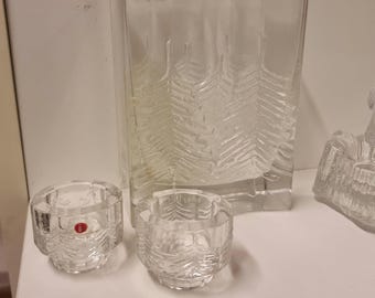 IITTALA. KUUSI , SPRUSE  lot. Vase & 2 Tealight Holders. Timo Sapanerva or Jorma Vennola Motif, Christmas tree, Winter decor, nordic art gla