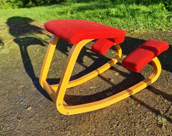 STOKKE BALANS VARIABLE Ergonomic Kneeling Chair by Peter Opsvik