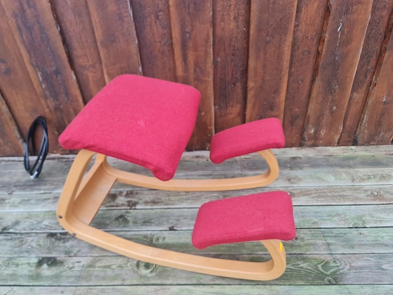 STOKKE 姿勢矯正 ノルウェー レッド balans STOKKE BALANS VARIABLE Ergonomic Kneeling Chair by Peter Opsvik