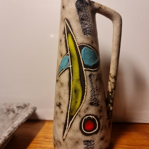 Scheurich Vase aus den 70er Jahren. Mid Century Modernist Keramik. Keramik Vase & Schüssel. 1950er Jahre Brutalist Keramik mit abstraktem Dekor
