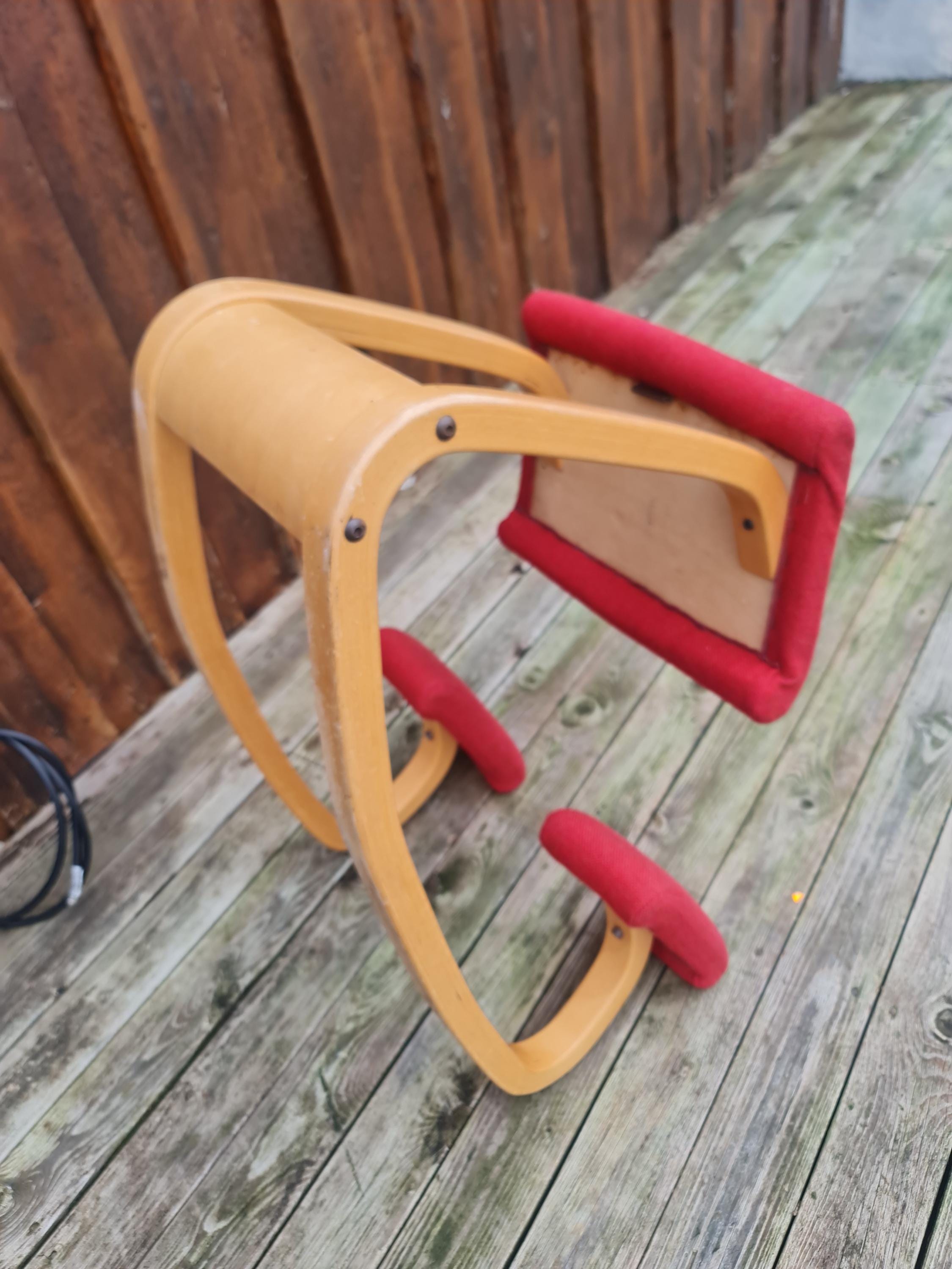 STOKKE BALANS VARIABLE Ergonomic Kneeling Chair by Peter Opsvik