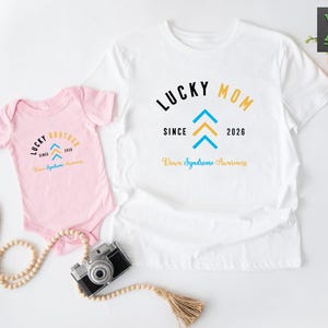 Custom Down Syndrome Awareness Shirt, Lucky Mom Dad Brother Shirt,Three Arrows Shirt,Down Syndrome Family Support Gift,T21 The Lucky Few Tee immagine 5