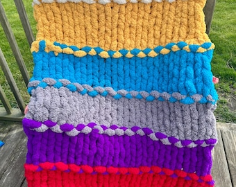 Multicolor chunky knit blanket, summer blanket, homemade, baby blanket, gift, chenille jumbo yarn