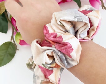 Bloem scrunchie, XL scrunchie, Haarbanden voor dik haar, Oversized scrunchies, Aquarel bloemen, Beste vriend verjaardagscadeau voor haar