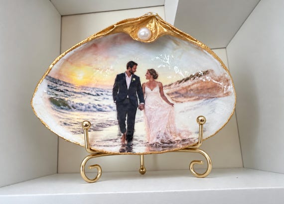 Special Occasion Gifts,  Honoring Someone, Thank You Gifts, Wedding Gifts,  Birthday Shell Greetings for Her, Valentine Heart Shells for him