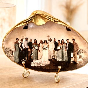 Personalized Family Reunion Photo Shell Keepsake: Wedding Party Gift