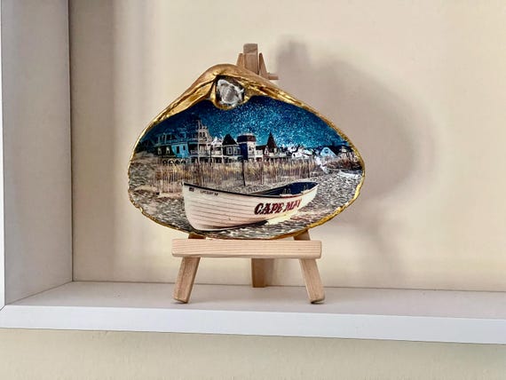 Victorian houses at the Jersey Shore, photo transferred into a shell, Beach Decor, Trinket Dish, Beach Lover Gift, Soap Dish Gift