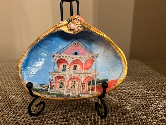 Shell Tales Cape May Photo Souvenir for Inns, Wineries, Restaurant Gift Shops. Custom photo on a clamshell. Coastal art and home decor.