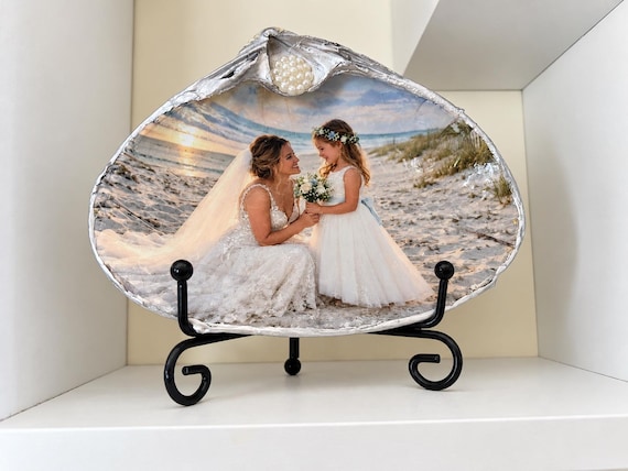 Beach-Inspired Vintage photographs transformed into shells, Memorial  Pieces, Tribute to loved ones for Friendship,  Weddings, Anniversaries