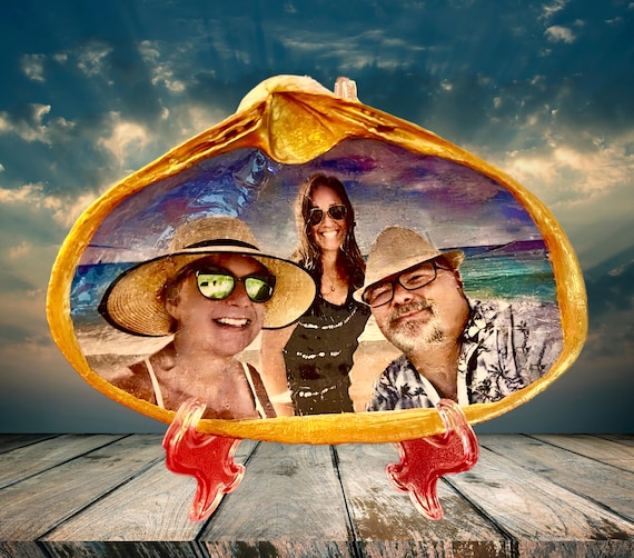 Beach-Inspired Vintage photographs transformed into shells, Memorial  Pieces, Tribute to loved ones for Friendship,  Weddings, Anniversaries