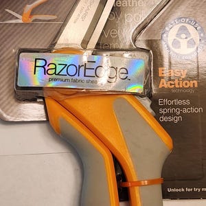 Easy Action table top shears by Fiskars 8&quot;