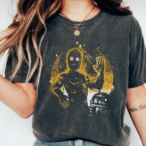 Star Wars C-3PO Silhouette Portrait Shirt, Star Wars Shirt, Disney Star Wars Shirt, Star Wars Friends Shirt, Star Wars Characters Shirt