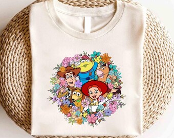 Camiseta con flores retro de Toy Story, camiseta con personajes de Toy Story, camiseta de Toy Story, camiseta de Toys Crossing, camiseta de Disney Toy Story, camiseta de Disney Friends