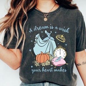 Camiseta "Um Sonho É Um Desejo Que Seu Coração Faz", Camiseta Princesa Cinderela da Disney, Camiseta Princesa Disney, Camiseta Princesa Cinderela, Camiseta Cinderela