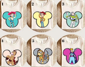 Camiseta com os personagens de Toy Story da Disney, Camiseta Toy Story da Disney, Camiseta personalizada Toy Story, Camiseta Disney, Camiseta Toys Crossing, Camiseta Toy Story Friends
