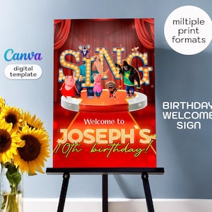 Könnte beinhalten: Ein Geburtstags-Willkommensschild mit Figuren aus dem Film "Sing" auf einer Bühne mit rotem Teppich. Das Schild lautet "Willkommen zum 10. Geburtstag von JOSEPH!" und enthält den Text "mehrere Druckformate".