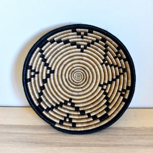 African Wall Basket, Rwanda Basket, Woven Bowl, Natural Sisal Fiber, Dining Centerpiece, Fruit & Bread Bowl, Home Decor, Wall Decor